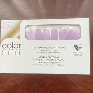 ColorStreet - Fashion Praguer (retired color)